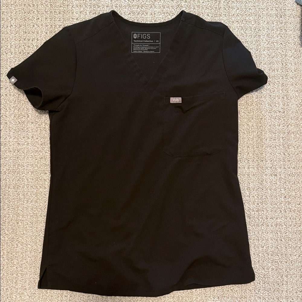 Figs Women's Classic Black Short Sleeve Top